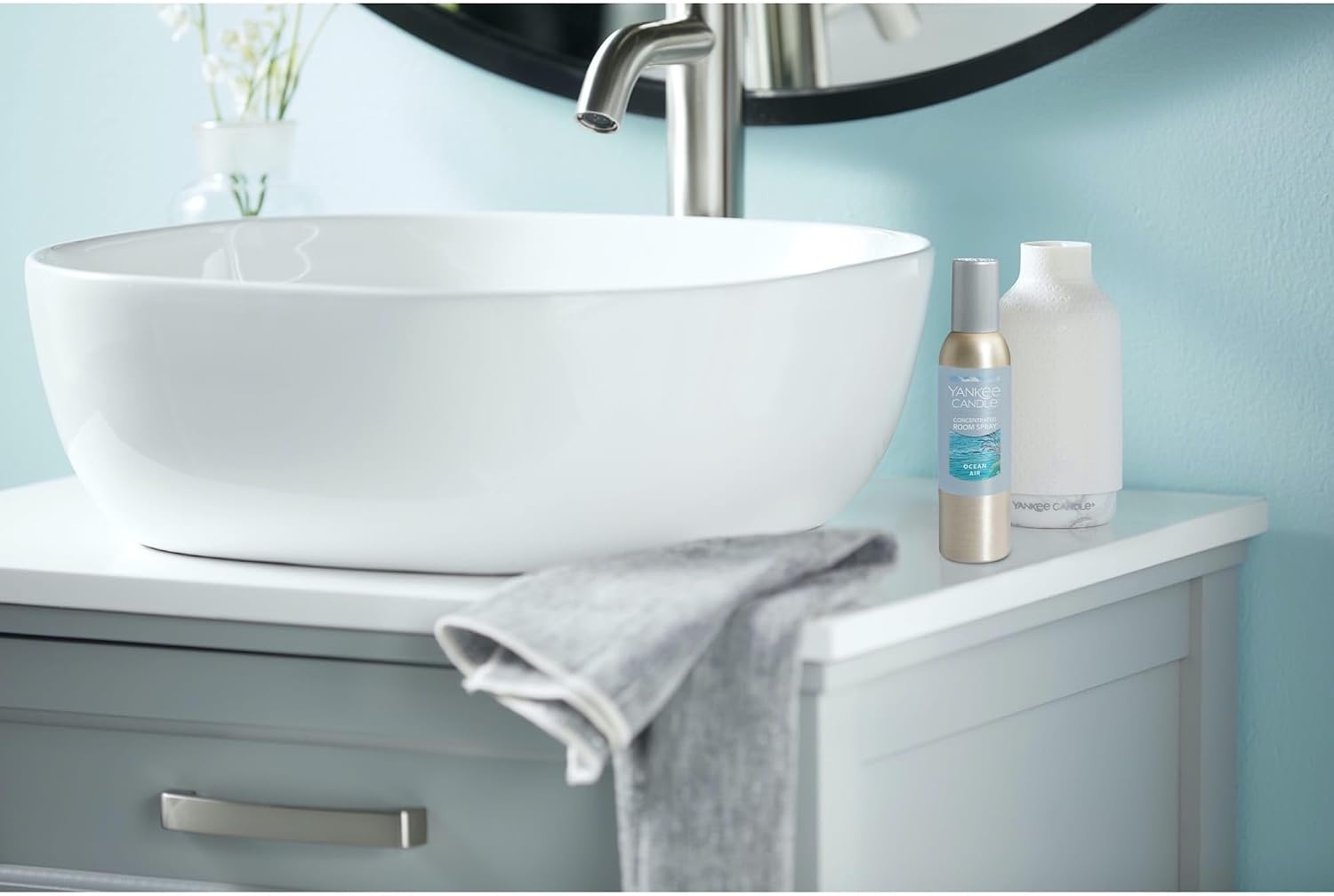 image:imageYankee Candle Concentrated Room Spray Air Freshener Instant Home Fragrance Odor Eliminating Spray Macintosh Pack of 3Ocean