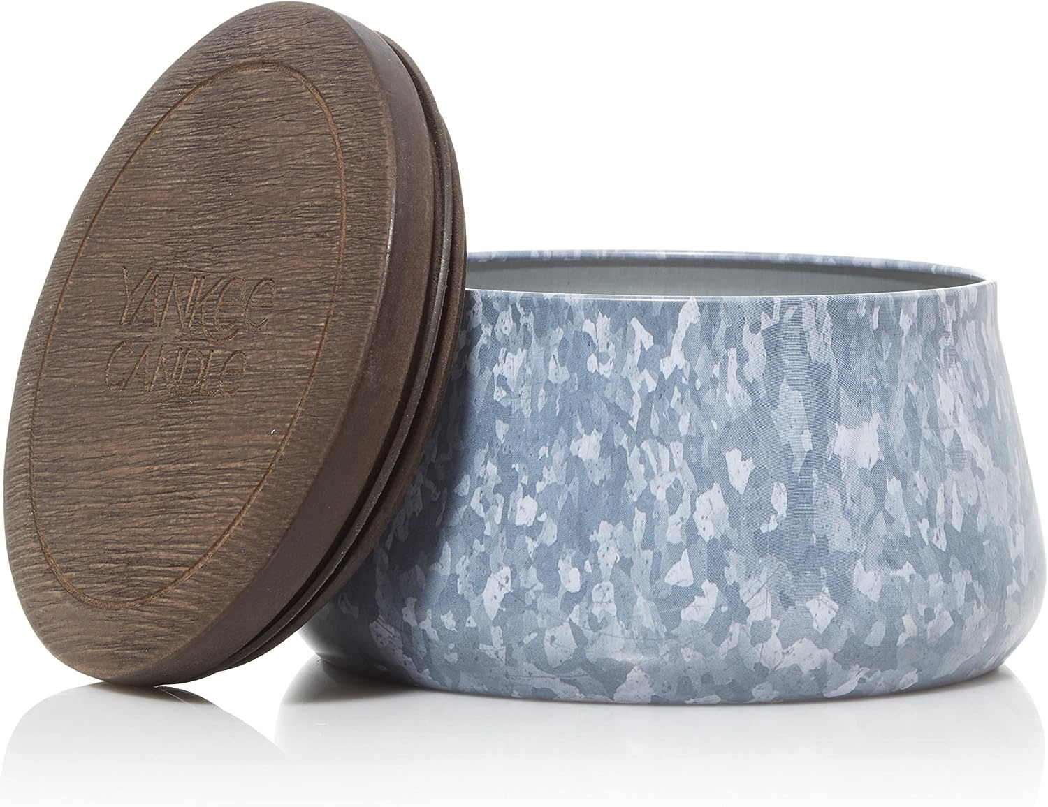 image:imageYankee Candle Fresh Rain Medium Outdoor Candle