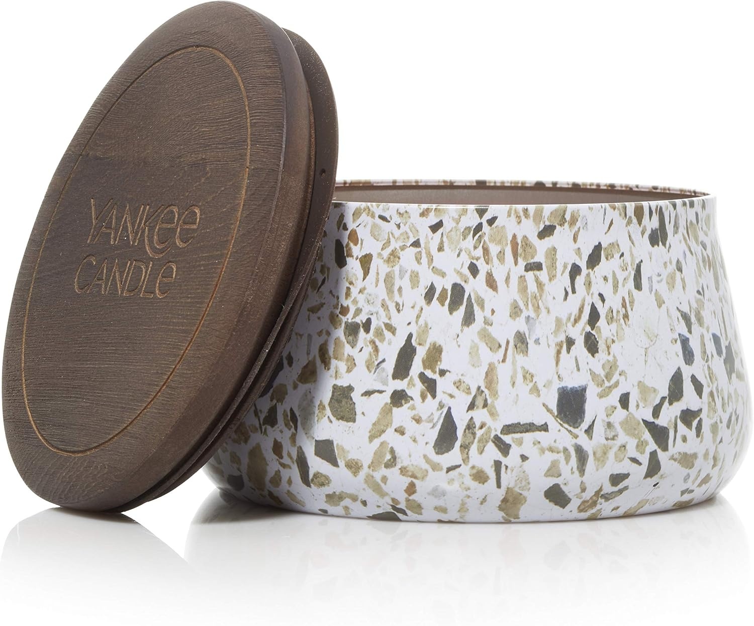 image:imageYankee Candle Ocean Hibiscus Large Outdoor Candle