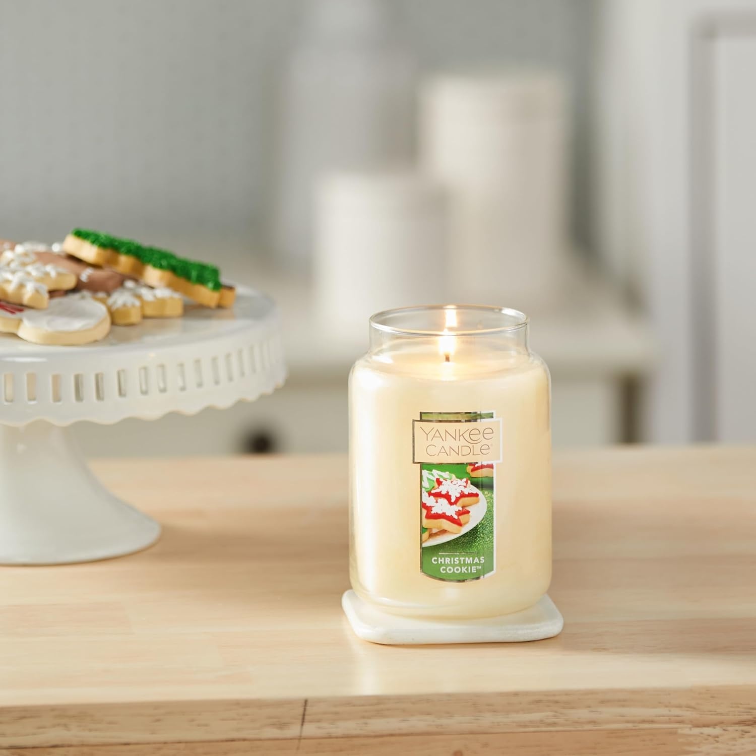 image:imageYankee Candle Sparkling Cinnamon Scented Classic 22oz Large Jar Single Wick Candle Over 110 Hours of Burn TimeChristmas Cookie